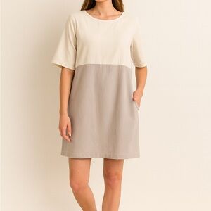 Two-Tone Gray & White Short Sleeve Dress with Pockets – NWOT